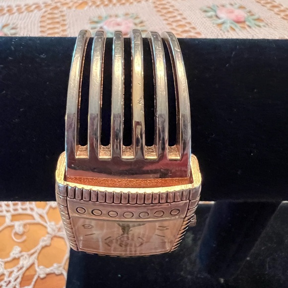 Geneva Quartz Gold Silver Patina Metal Cuff Watch - Picture 7 of 8